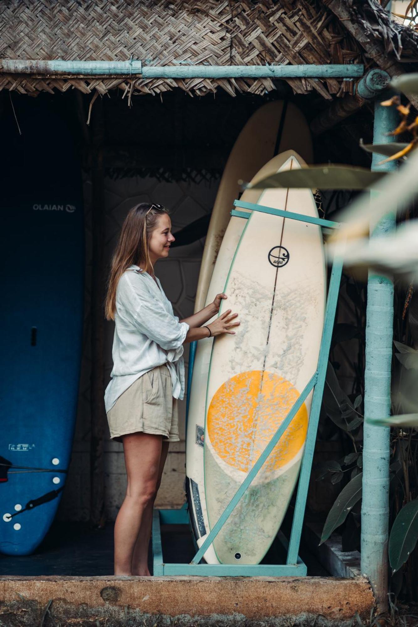 Paddlecult Surf Retreat Panzió Varkala Kültér fotó
