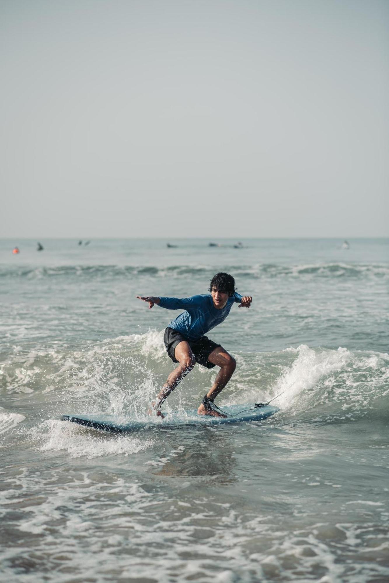 Paddlecult Surf Retreat Panzió Varkala Kültér fotó