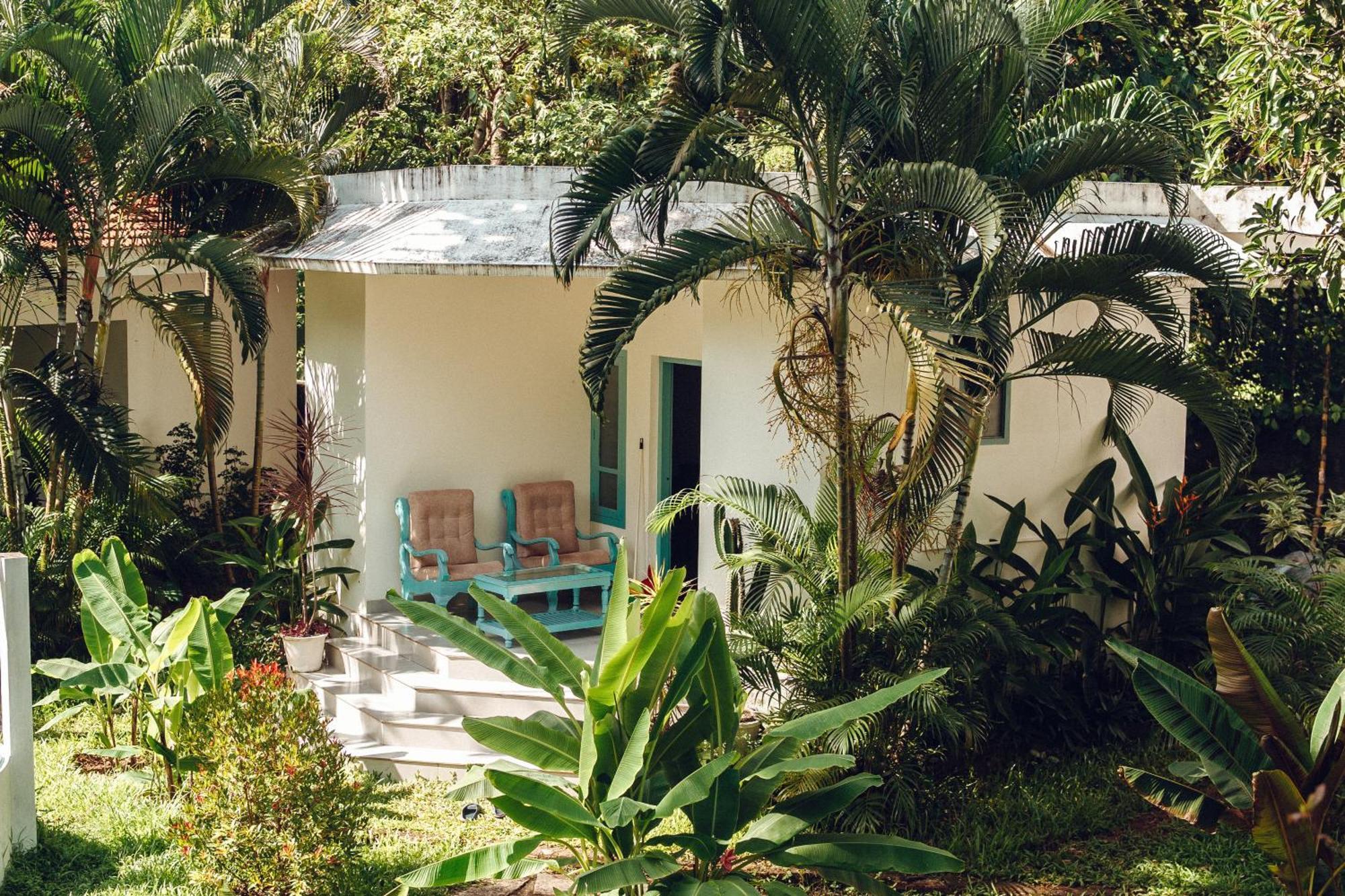 Paddlecult Surf Retreat Panzió Varkala Kültér fotó